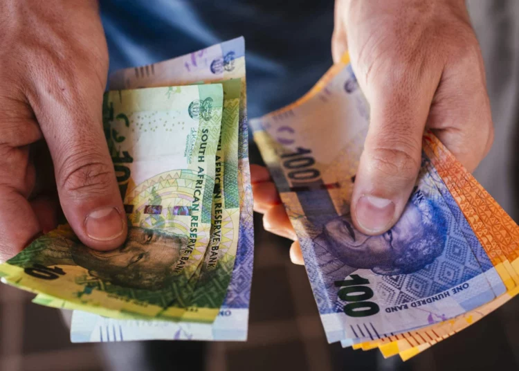 South Africa’s Minimum Wage Rises Above R30 | Southafriworld