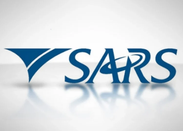A person checking their SARS eFiling profile on a laptop to track a tax refund